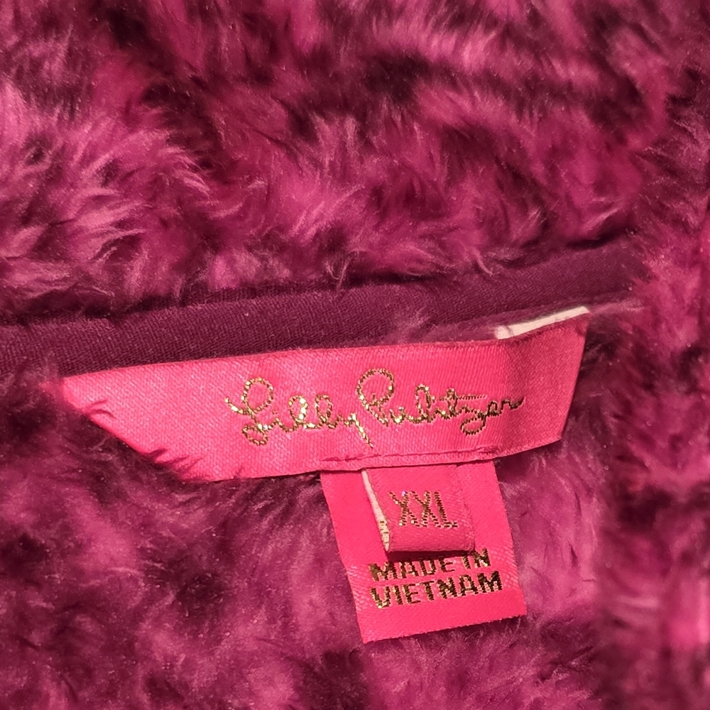 NWOT Lilly Pulitzer Size XXL sherpa Keala Popover in Amarena Cherry Pattern Play - Picture 5 of 9